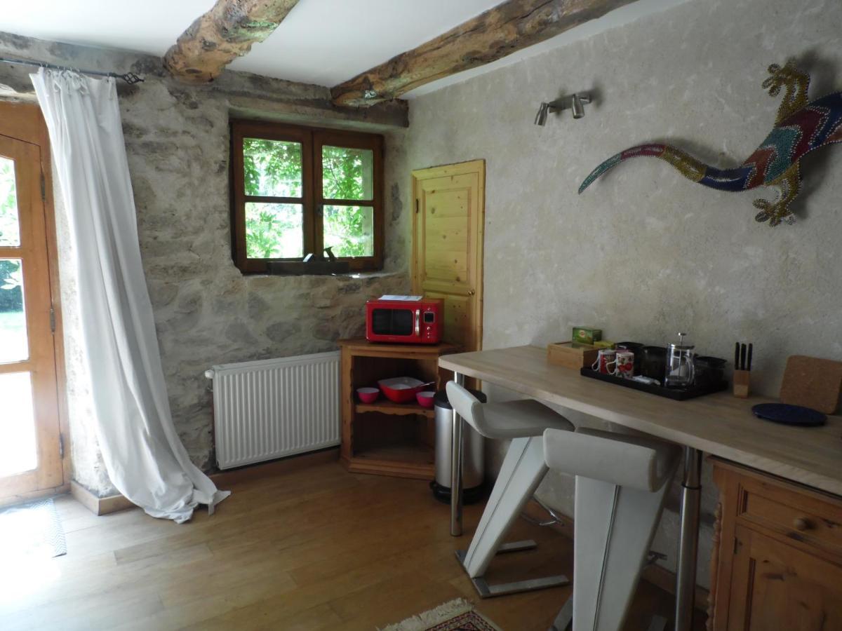 Bed and Breakfast Combecave Vabre-Tizac Екстер'єр фото